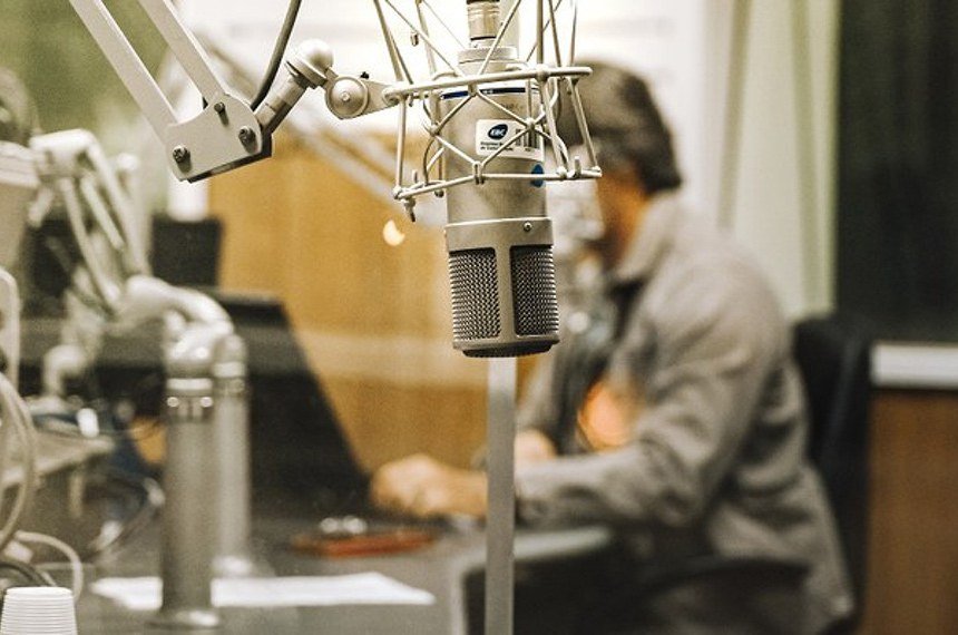 Regras mais simples para outorga de rádio e TV seguem para sanção